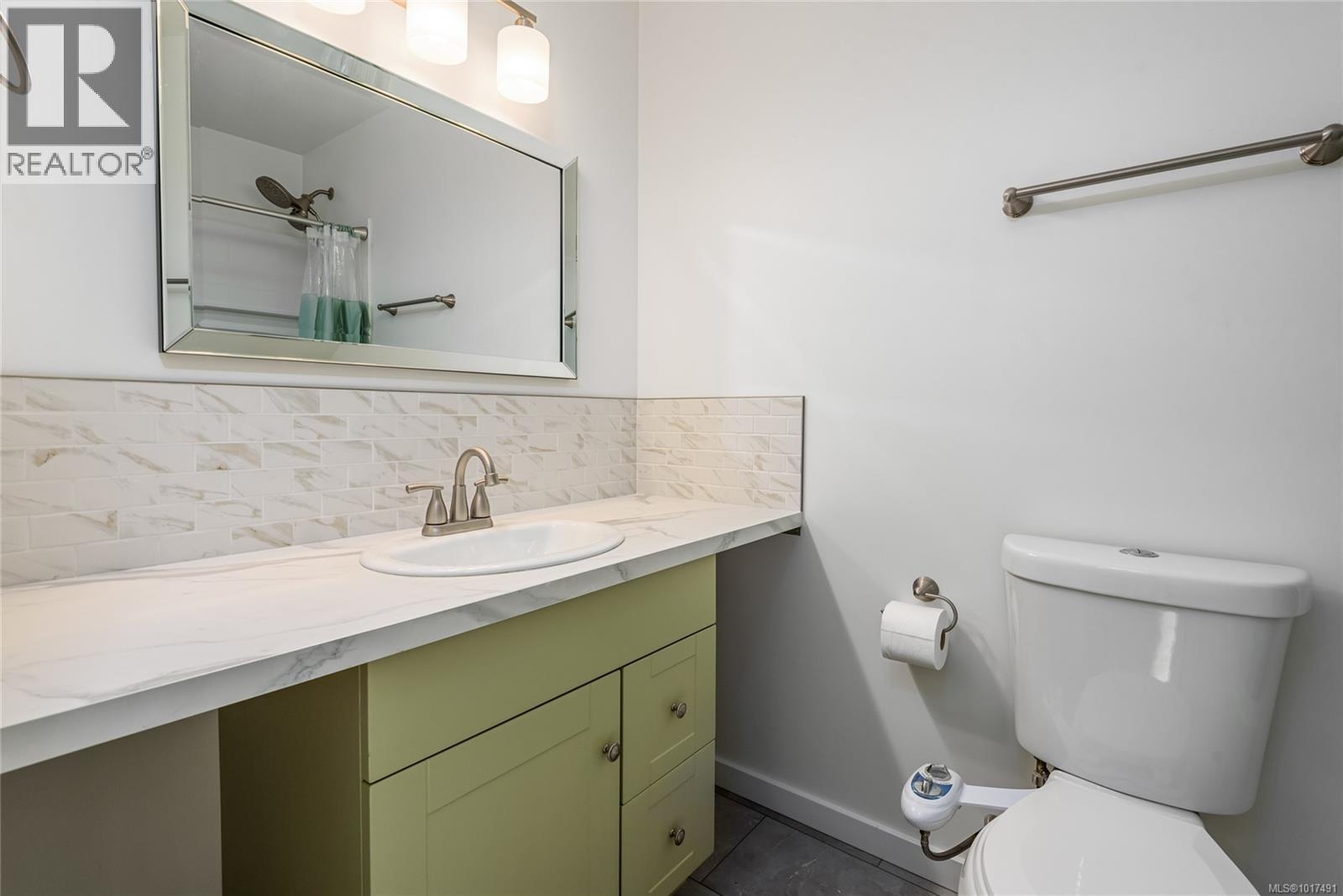 3 951 17th St, Courtenay, British Columbia  V9N 7P8 - Photo 9 - 1017491