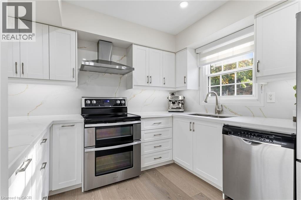 1357 Ontario Street Unit# 23, Burlington, Ontario  L7S 1E9 - Photo 9 - 40778805
