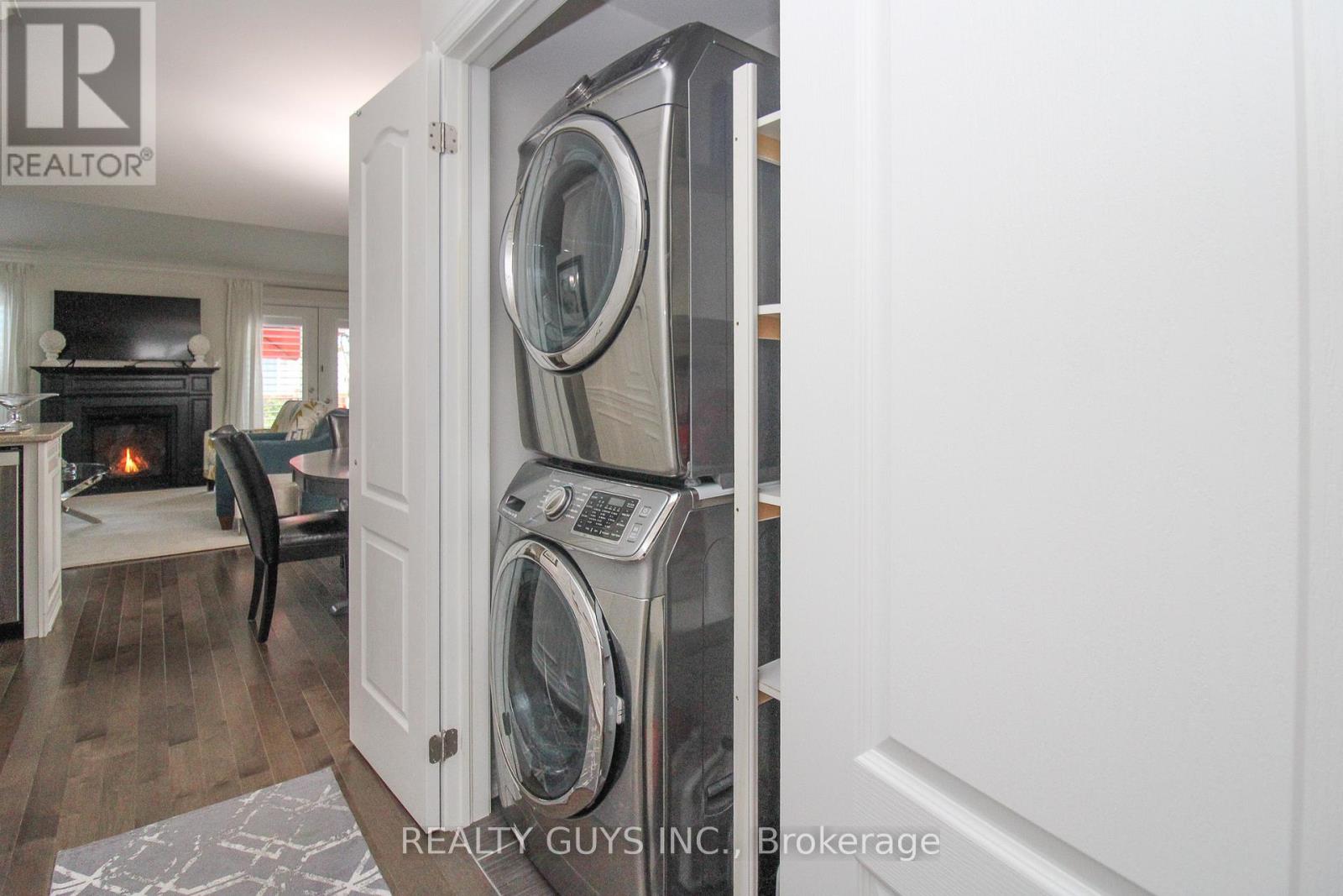 570 Grange Way, Peterborough, Ontario K9H 0G5 - Photo 15 - X12466089