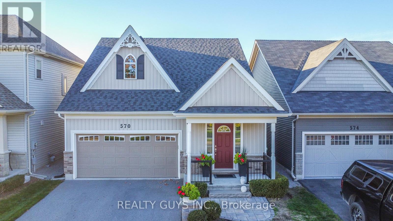 570 Grange Way, Peterborough, Ontario K9H 0G5 - Photo 2 - X12466089