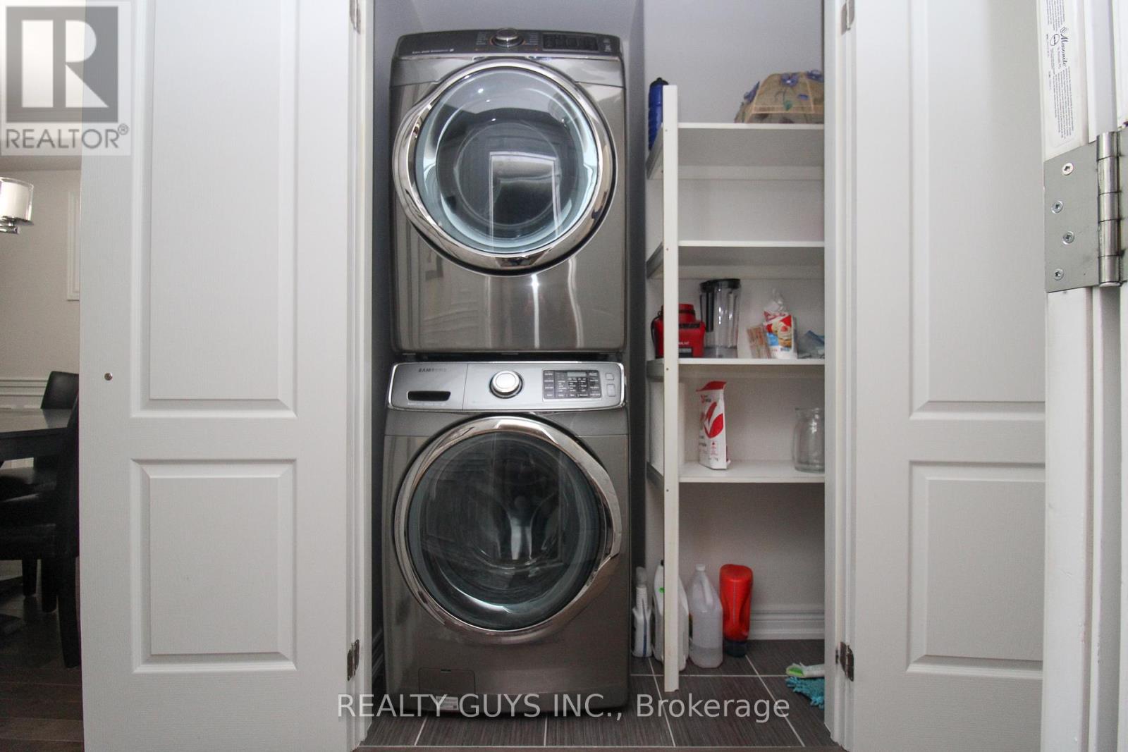 570 Grange Way, Peterborough, Ontario K9H 0G5 - Photo 33 - X12466089