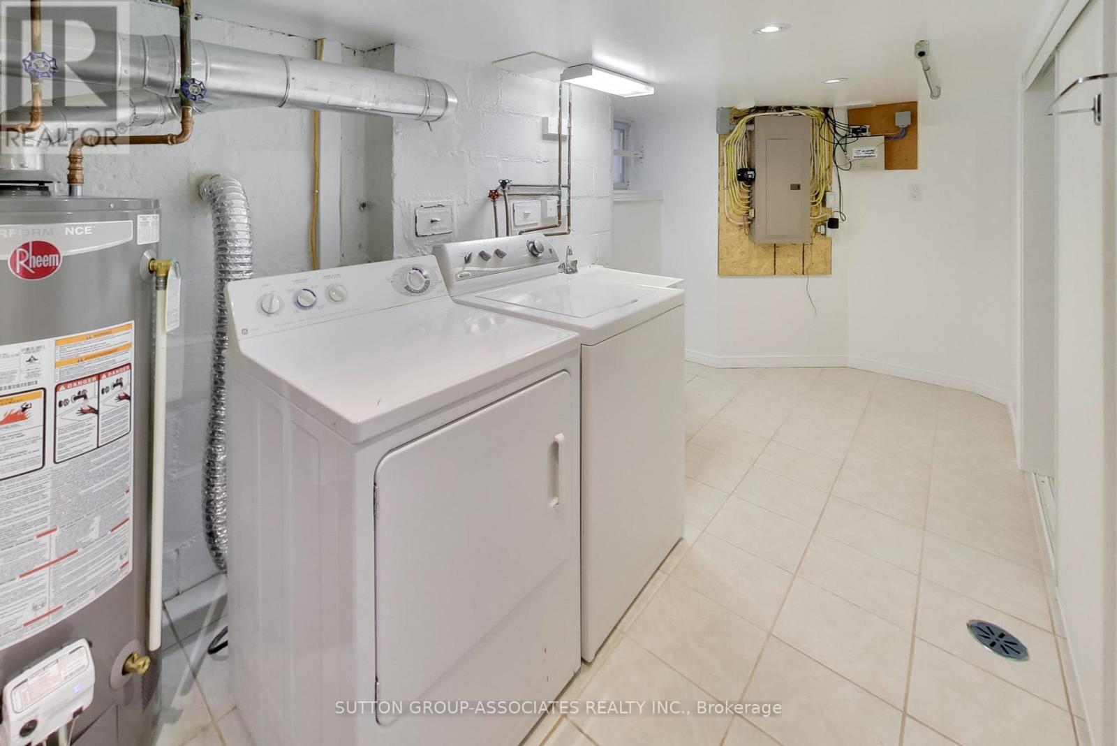 163 Maplewood Avenue, Toronto, Ontario  M6C 1J8 - Photo 34 - C12465891