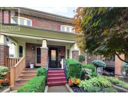 163 MAPLEWOOD AVENUE, Toronto, Ontario
