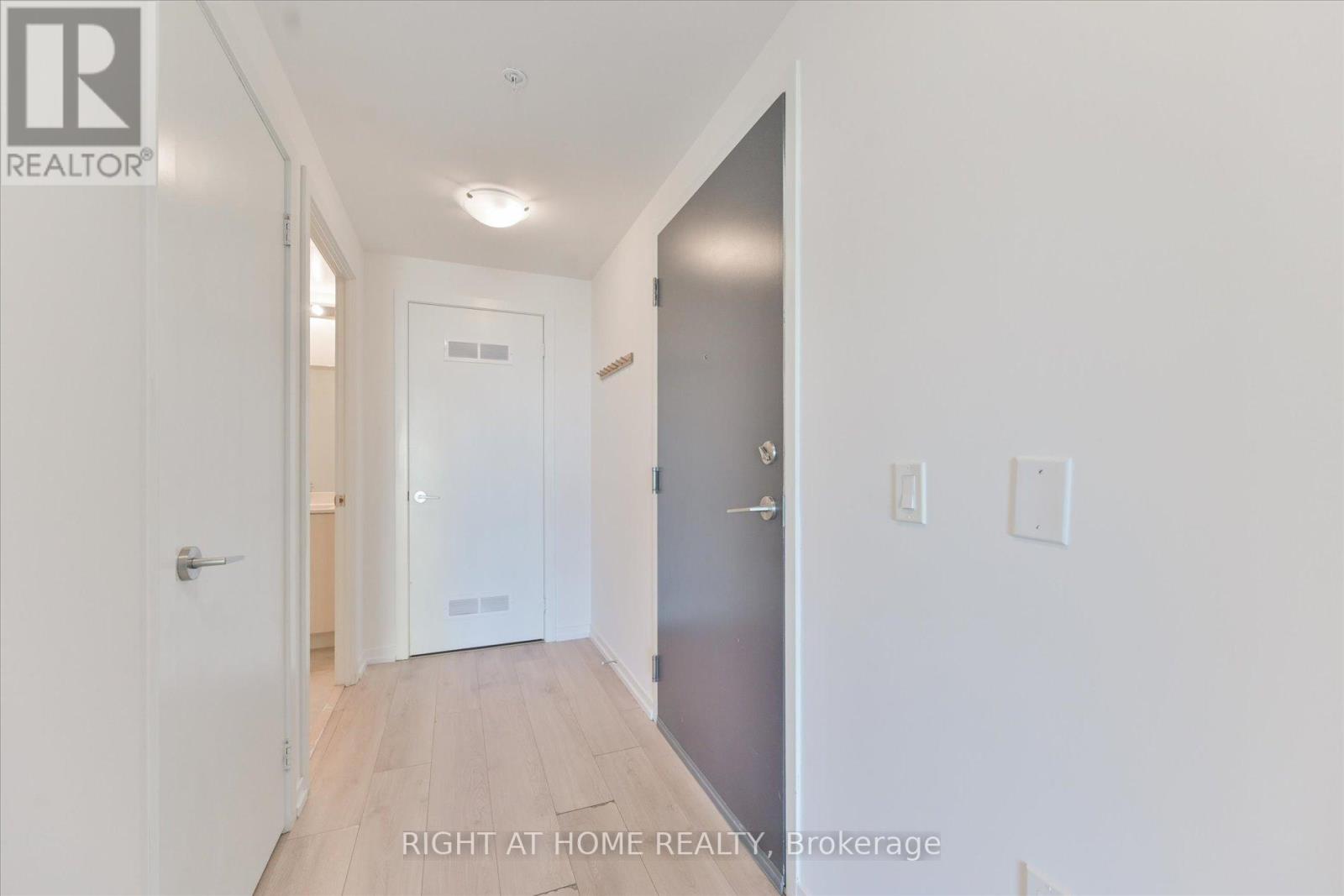 507 - 3237 Bayview Avenue, Toronto, Ontario  M2K 0G1 - Photo 3 - C12465936