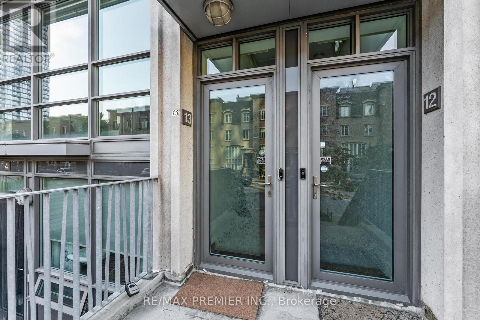 Th13 - 57 East Liberty Street, Toronto, Ontario  M6K 3P5 - Photo 2 - C12465984