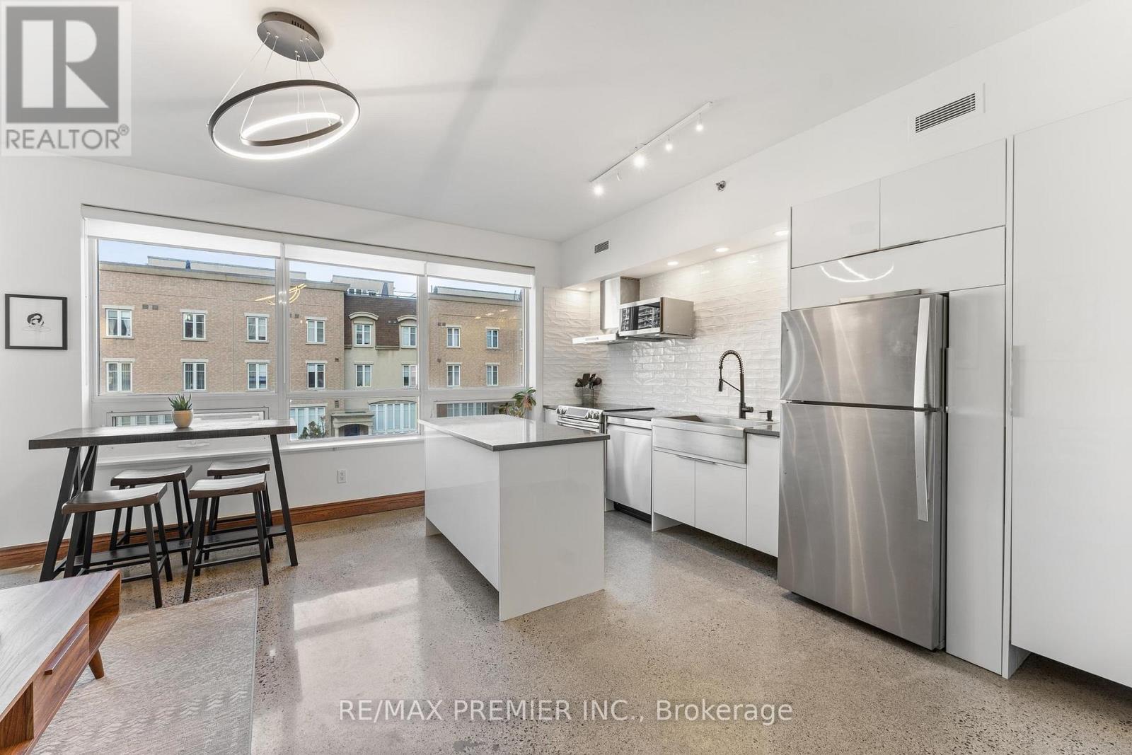 Th13 - 57 East Liberty Street, Toronto, Ontario  M6K 3P5 - Photo 3 - C12465984