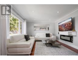 25 SILVERCREST AVENUE, Toronto, Ontario