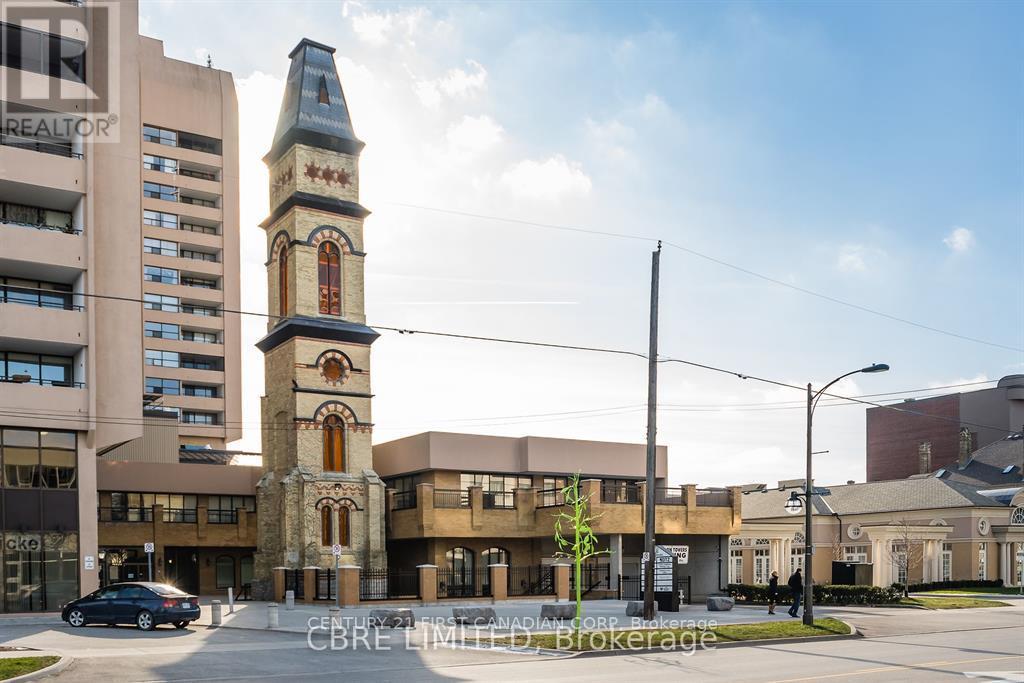 212 - 379 DUNDAS STREET, London East, Ontario