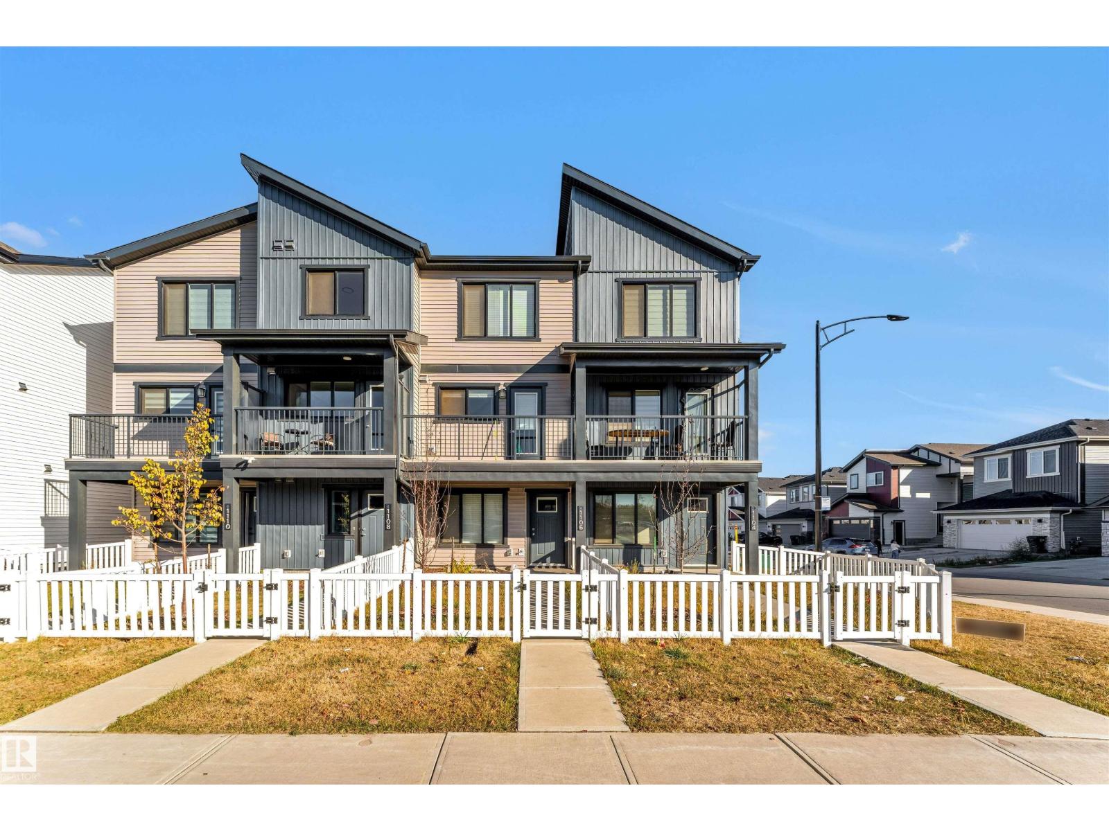 1106 Aster Bv Nw, Edmonton, Alberta  T6T 2V2 - Photo 1 - E4462318