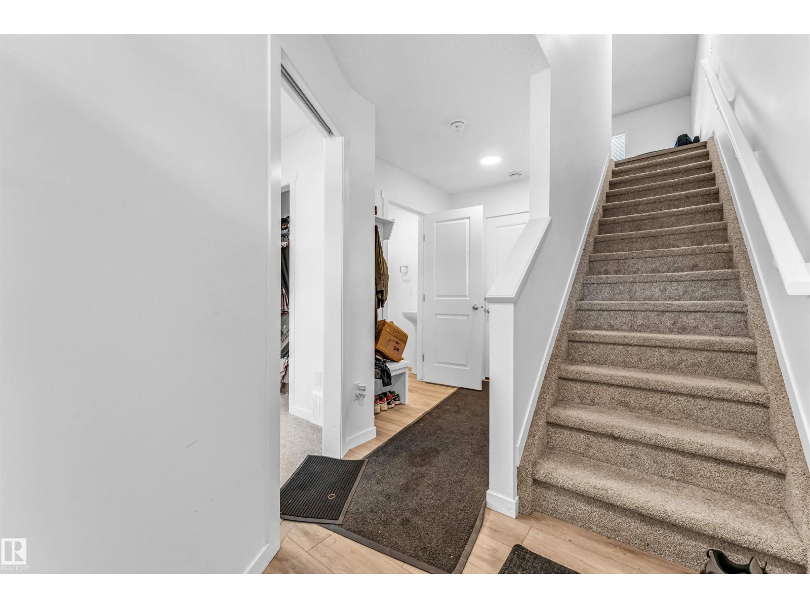 1106 Aster Bv Nw, Edmonton, Alberta  T6T 2V2 - Photo 6 - E4462318