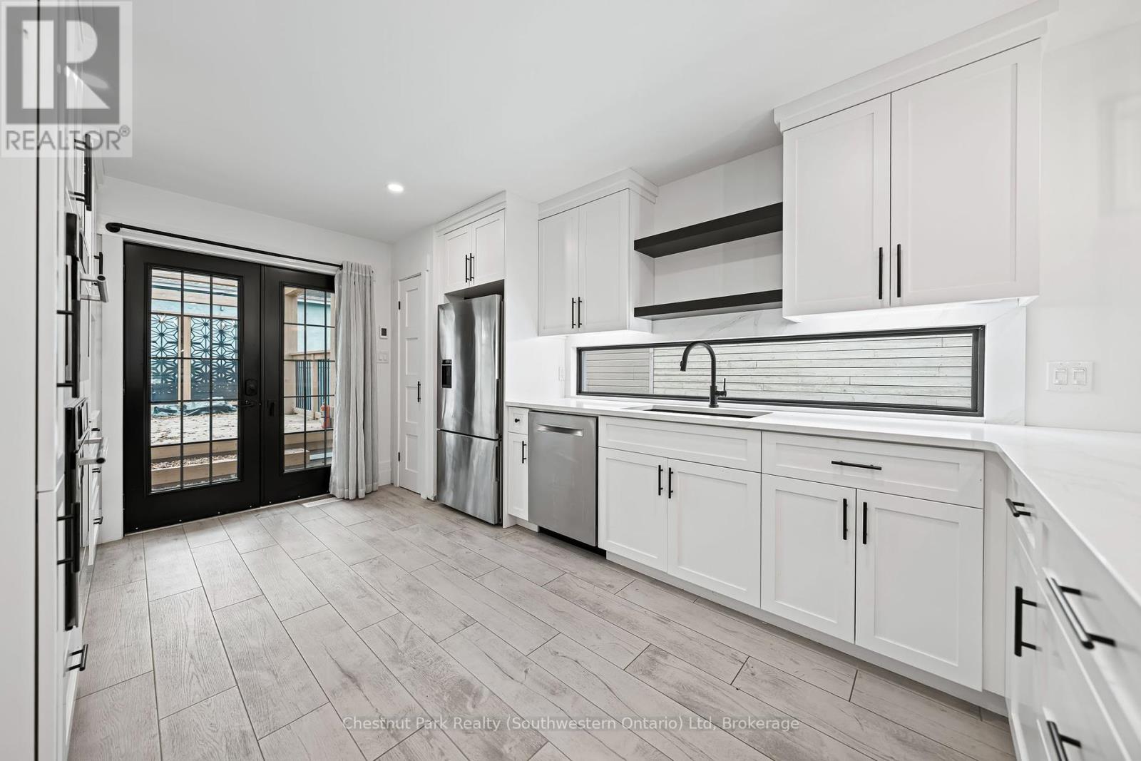 114-116 Arthur Street, Guelph, Ontario  N1E 4V2 - Photo 5 - X12454729