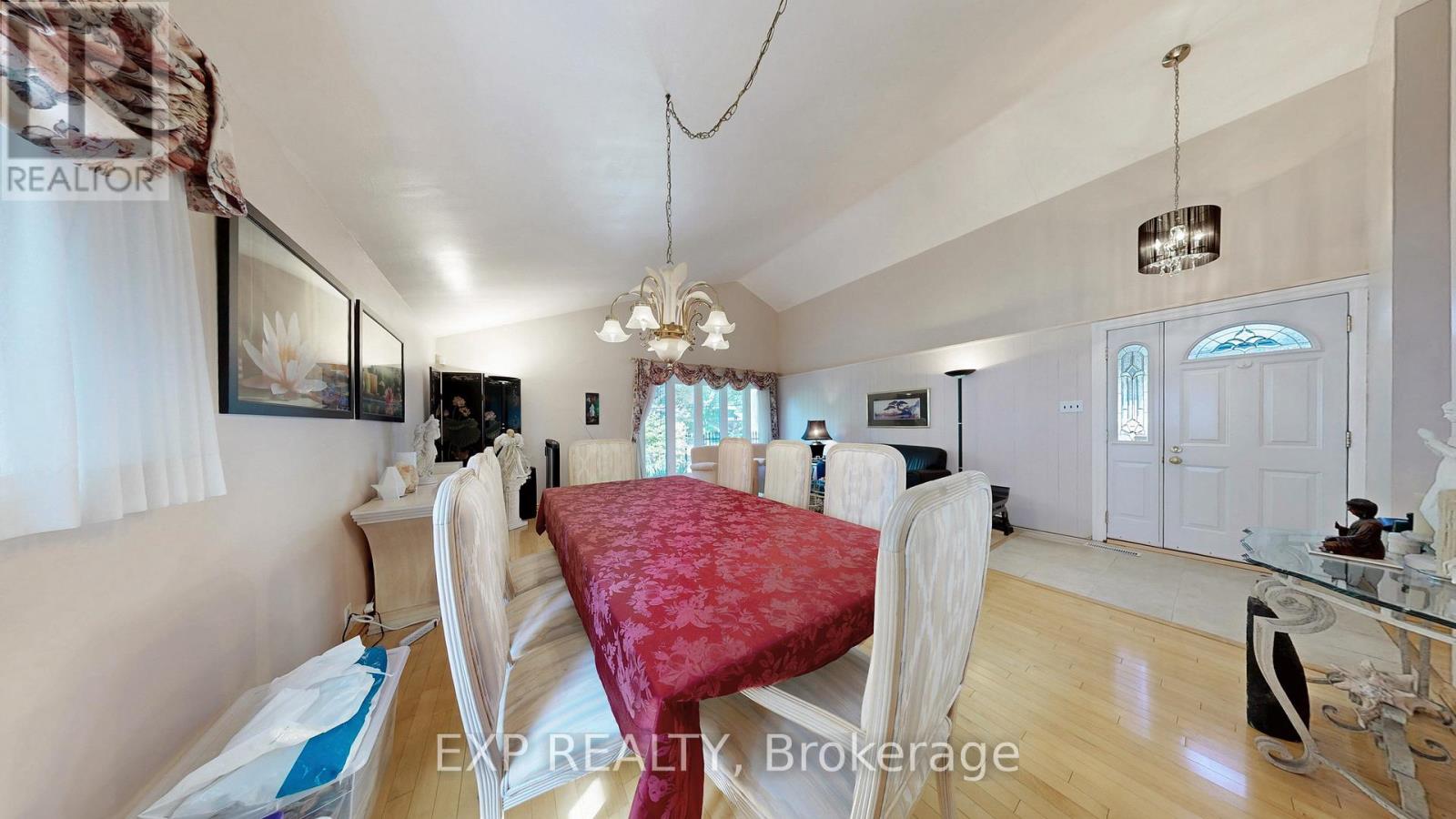 6 Abbottswood Road, Toronto, Ontario  M1P 3P1 - Photo 11 - E12437003