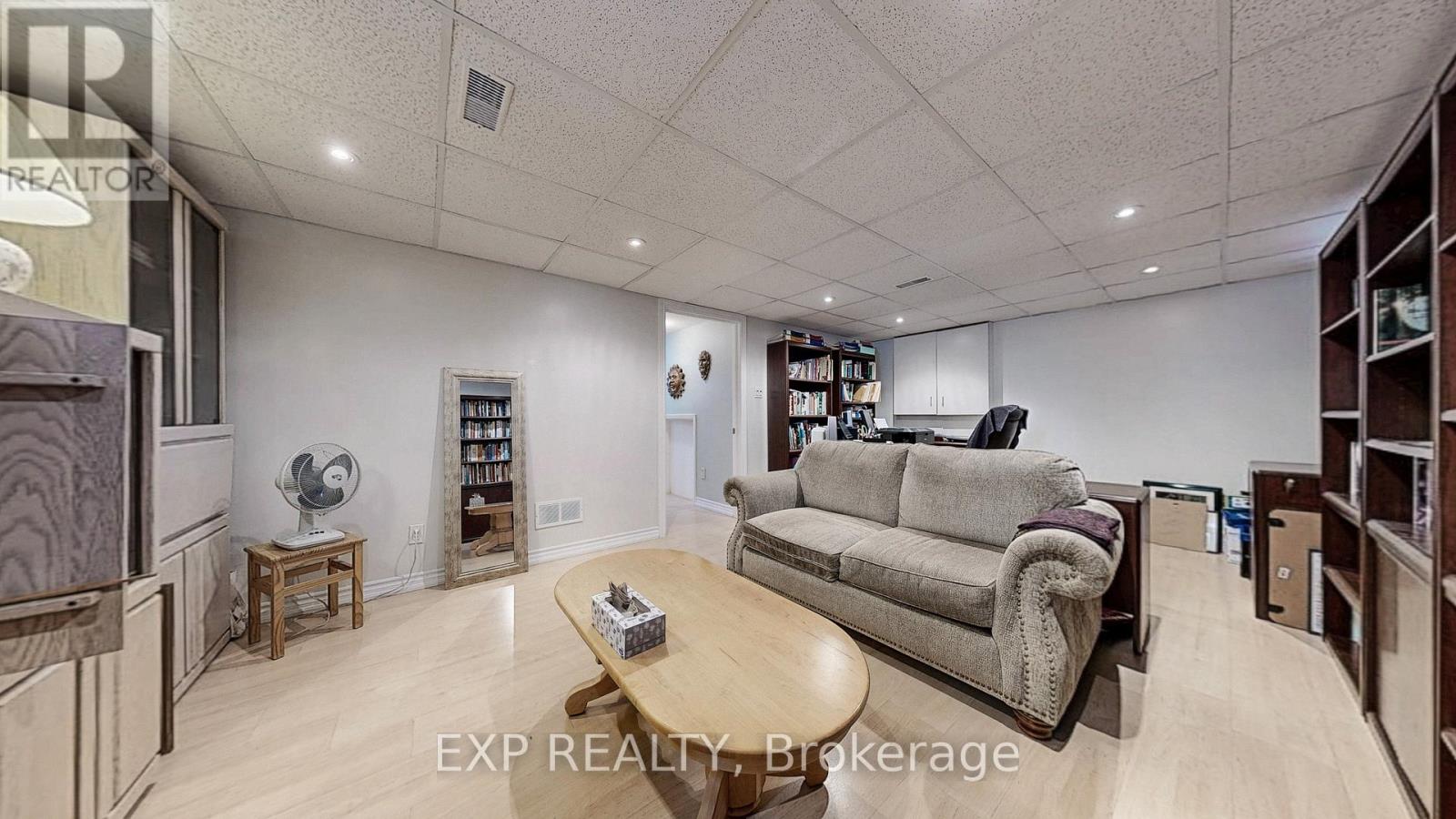 6 Abbottswood Road, Toronto, Ontario  M1P 3P1 - Photo 37 - E12437003
