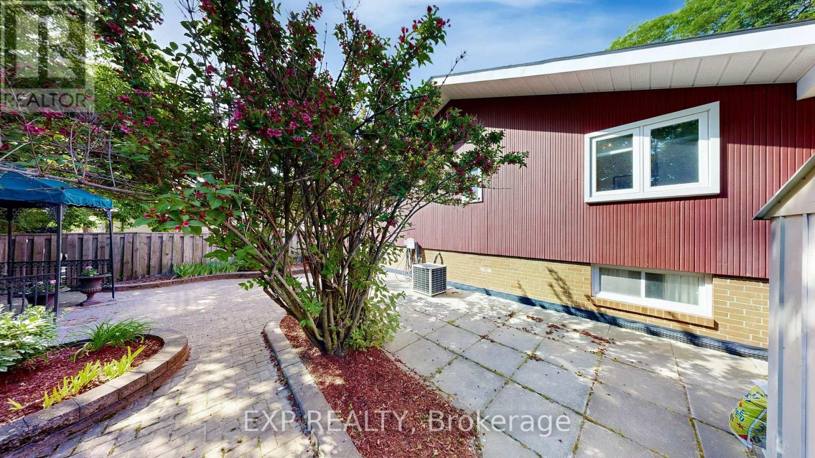 6 Abbottswood Road, Toronto, Ontario  M1P 3P1 - Photo 49 - E12437003
