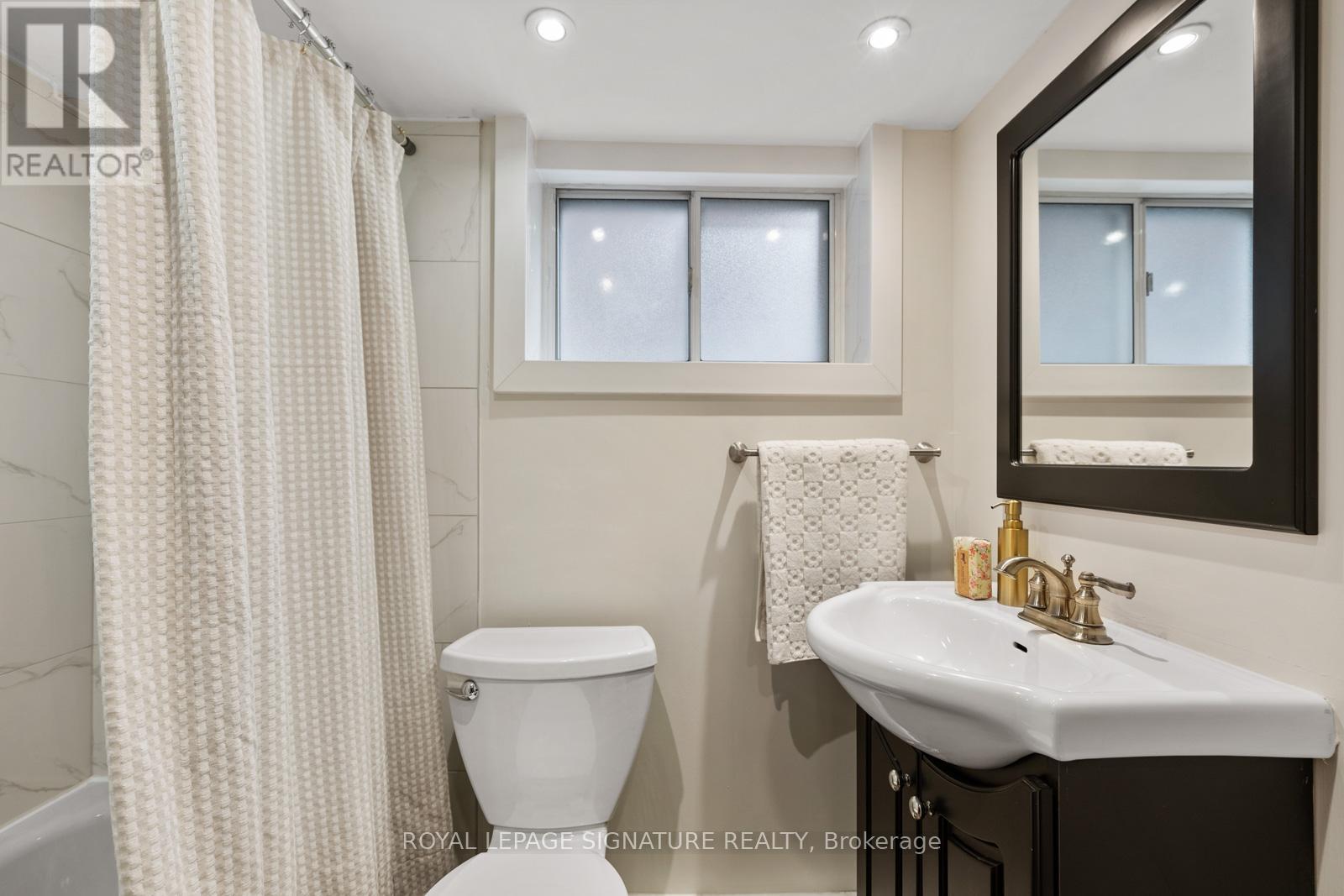 54 Pepler Avenue, Toronto, Ontario  M4J 2Y8 - Photo 34 - E12465949