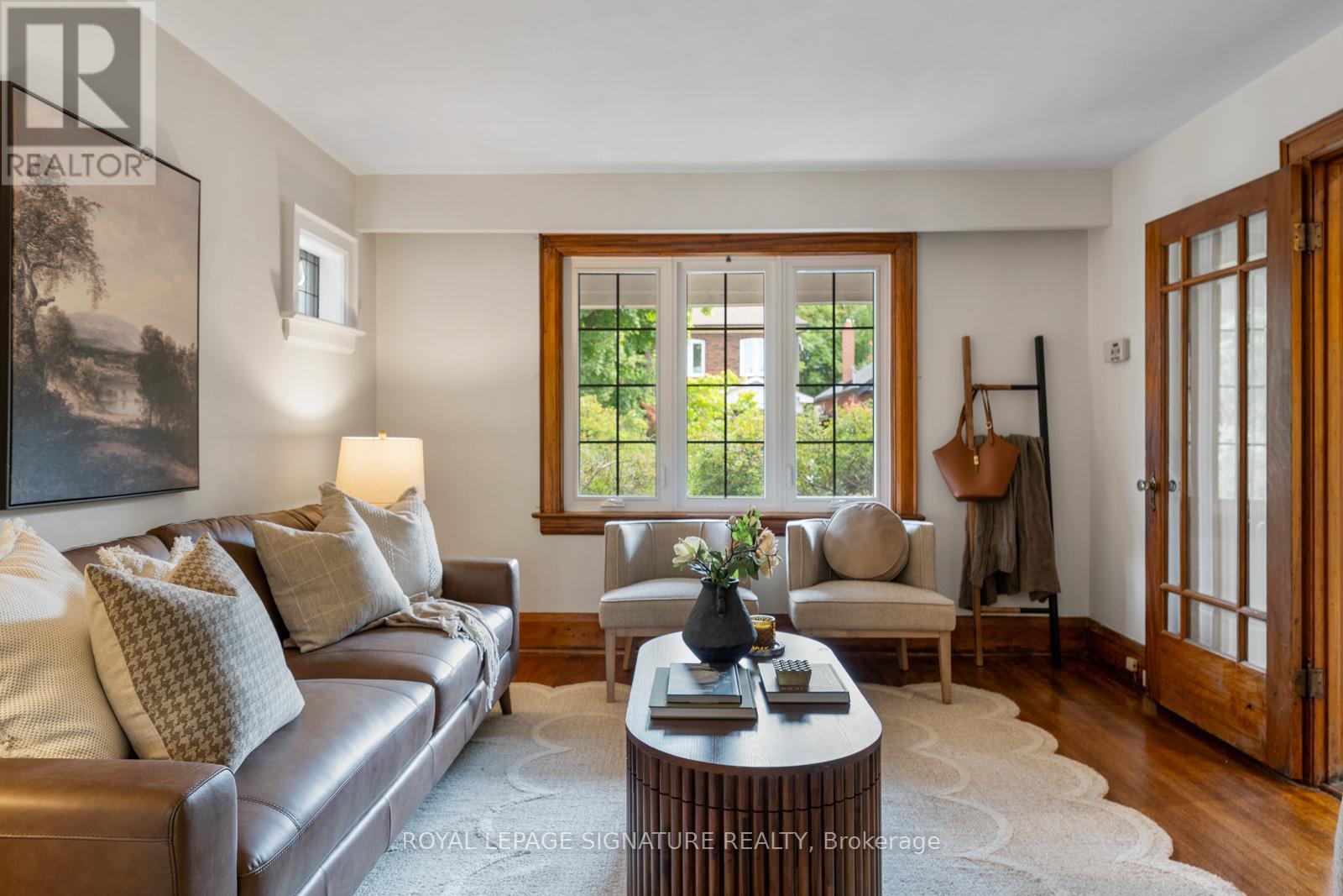 54 Pepler Avenue, Toronto, Ontario  M4J 2Y8 - Photo 7 - E12465949