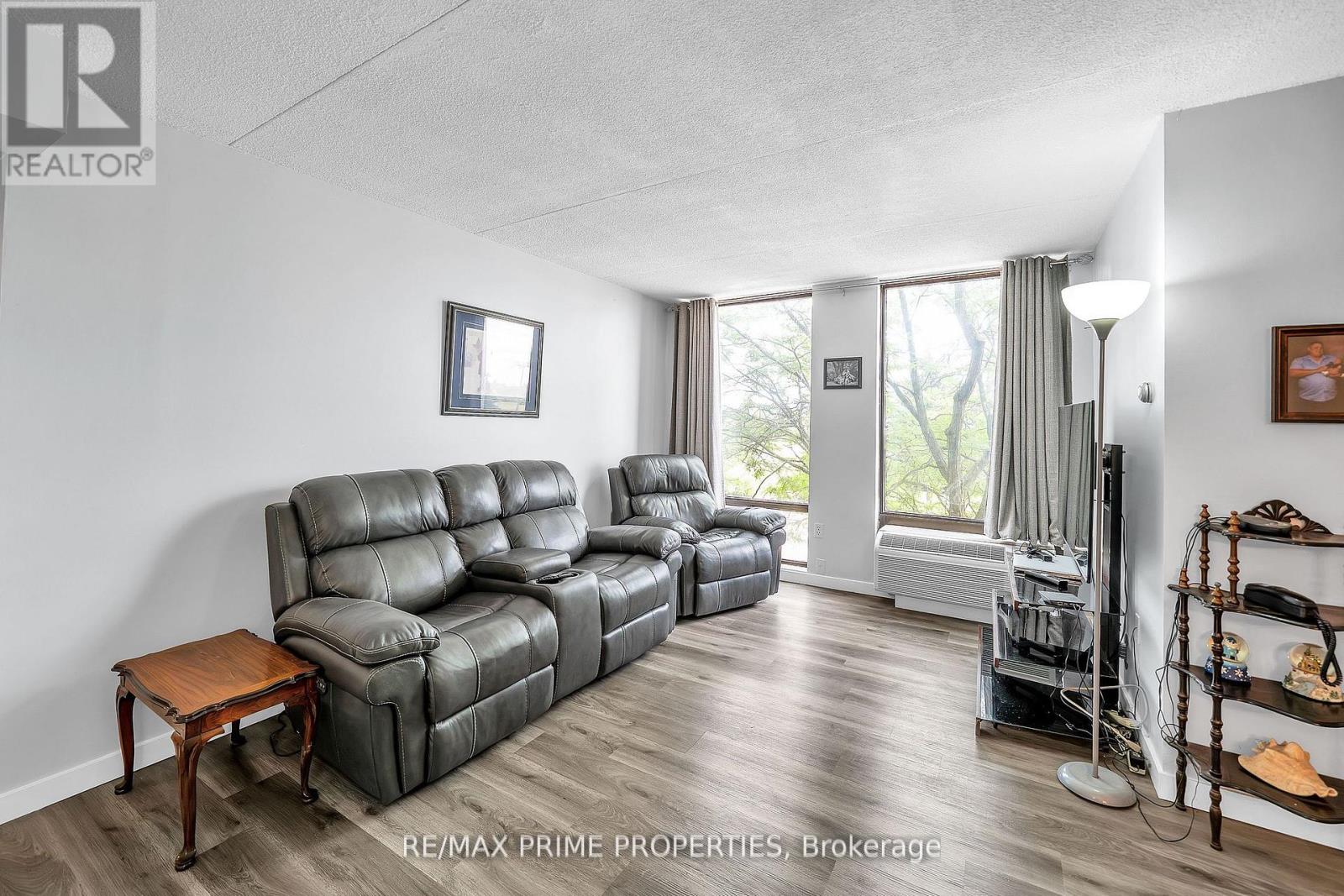 302 - 1535 Diefenbaker Court, Pickering, Ontario  L1V 3W2 - Photo 19 - E12465962