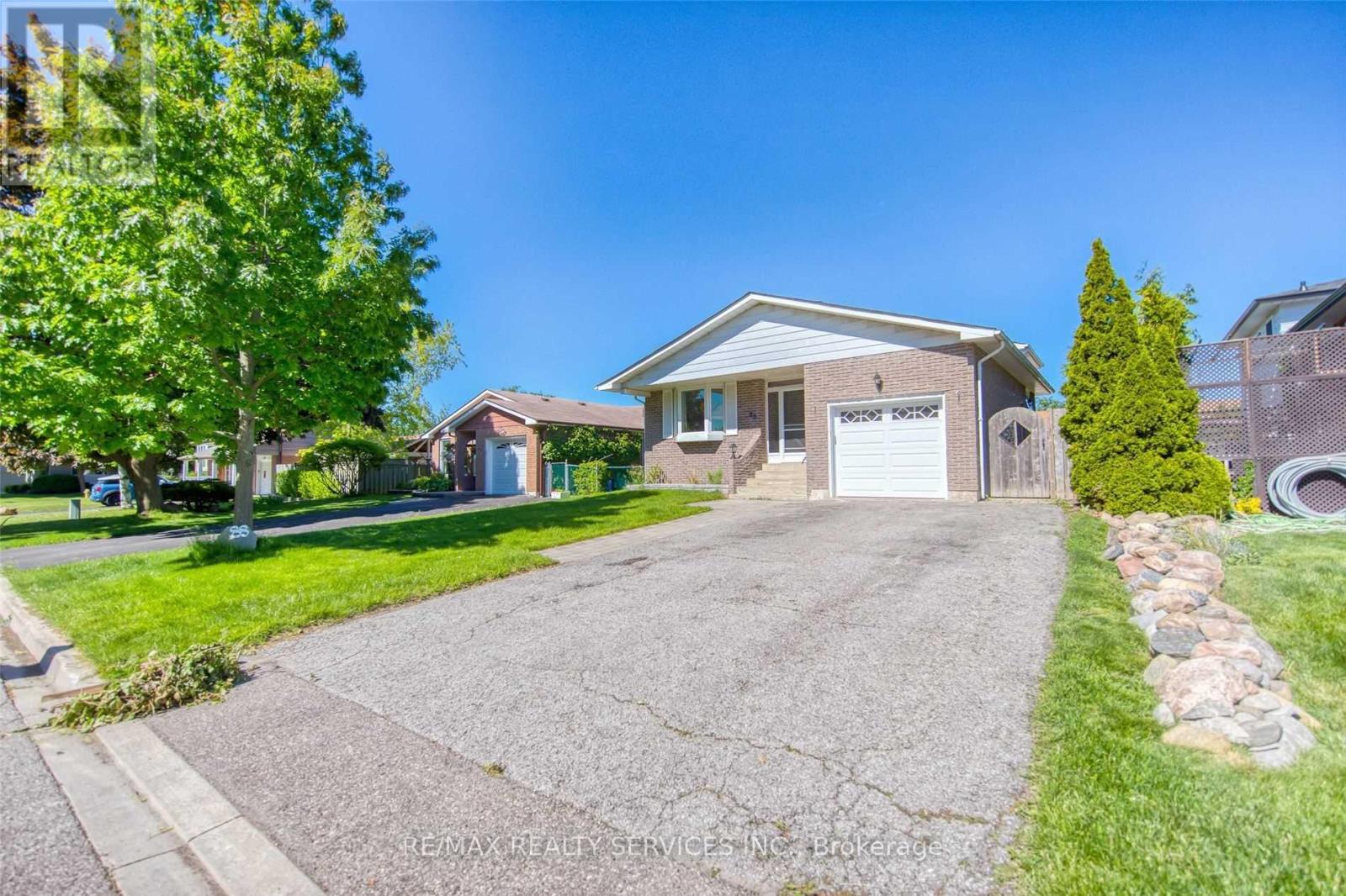 88 Clover Ridge Drive W, Ajax, Ontario  L1S 3E8 - Photo 3 - E12465989