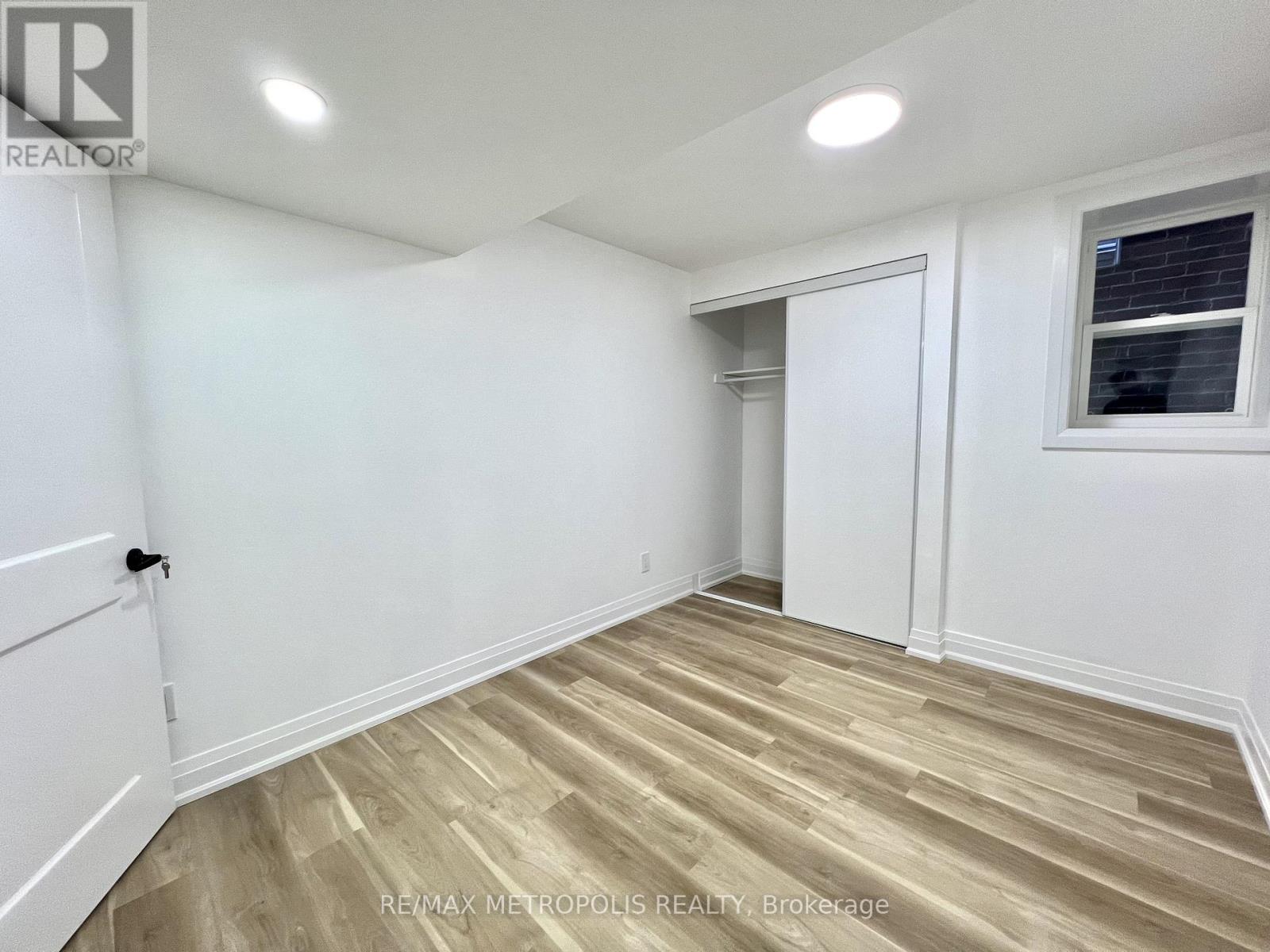 Basement - 3271a Turnstone Boulevard, Pickering, Ontario  L1X 0N2 - Photo 5 - E12465996