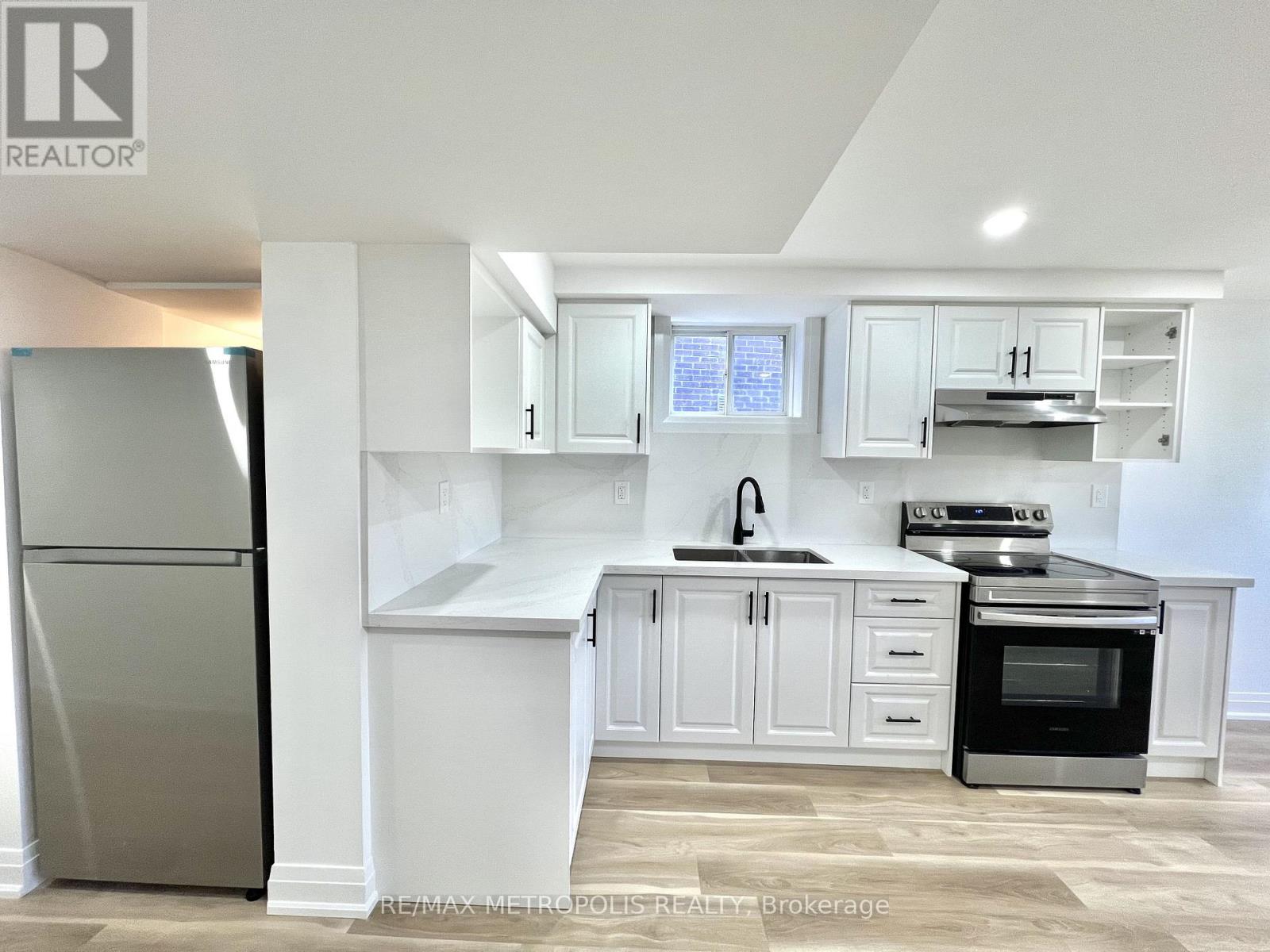 Basement - 3271a Turnstone Boulevard, Pickering, Ontario  L1X 0N2 - Photo 7 - E12465996