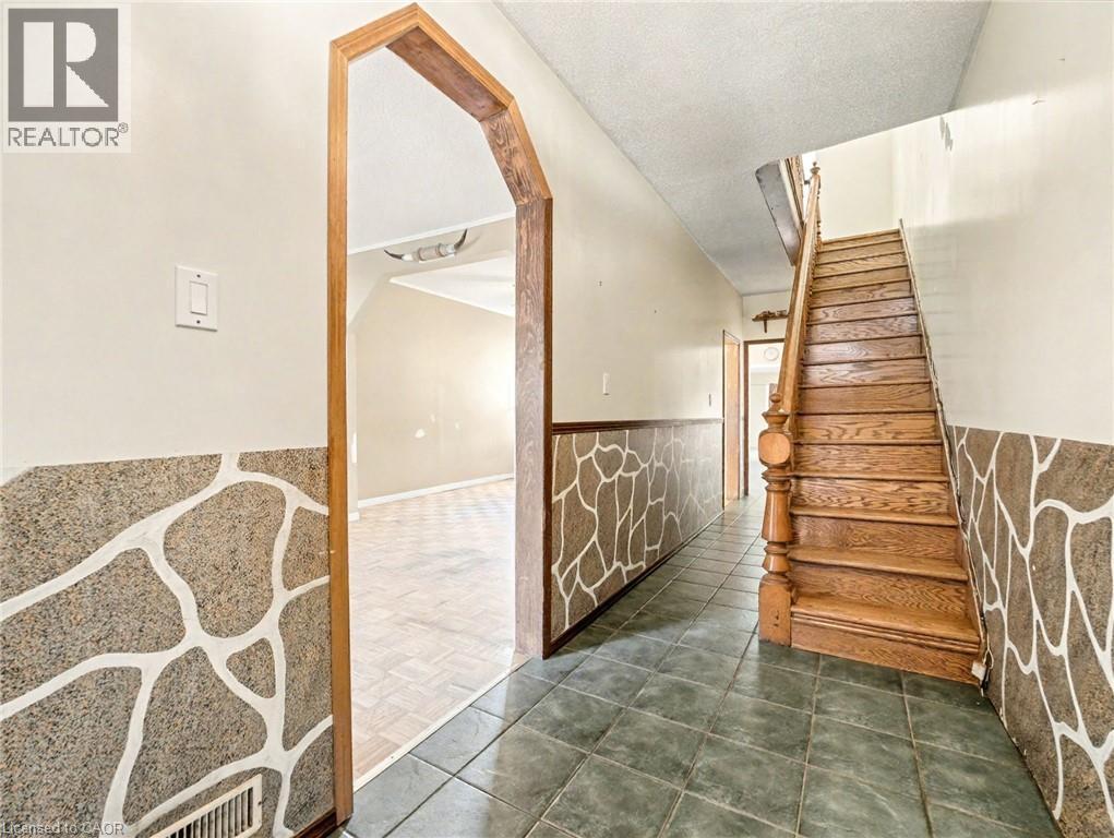 23 Oak Avenue, Hamilton, Ontario  L8L 5M7 - Photo 21 - 40779710