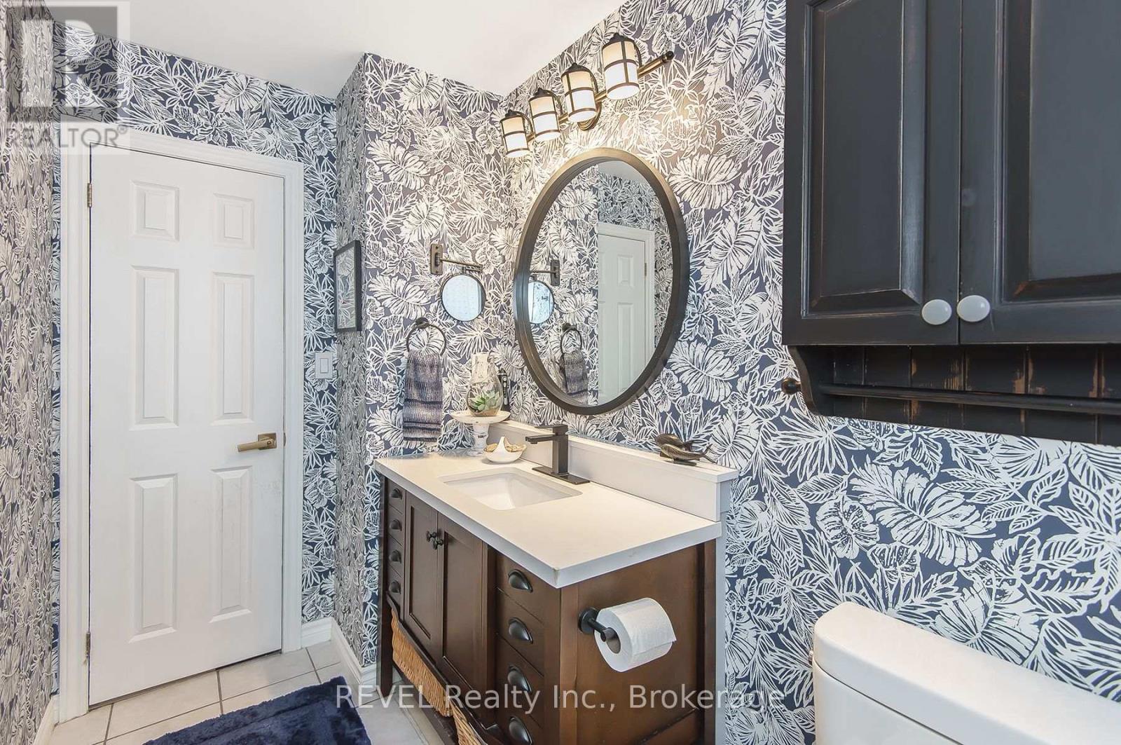 2 Cherie Road, St. Catharines, Ontario  L2M 6J9 - Photo 14 - X12466054