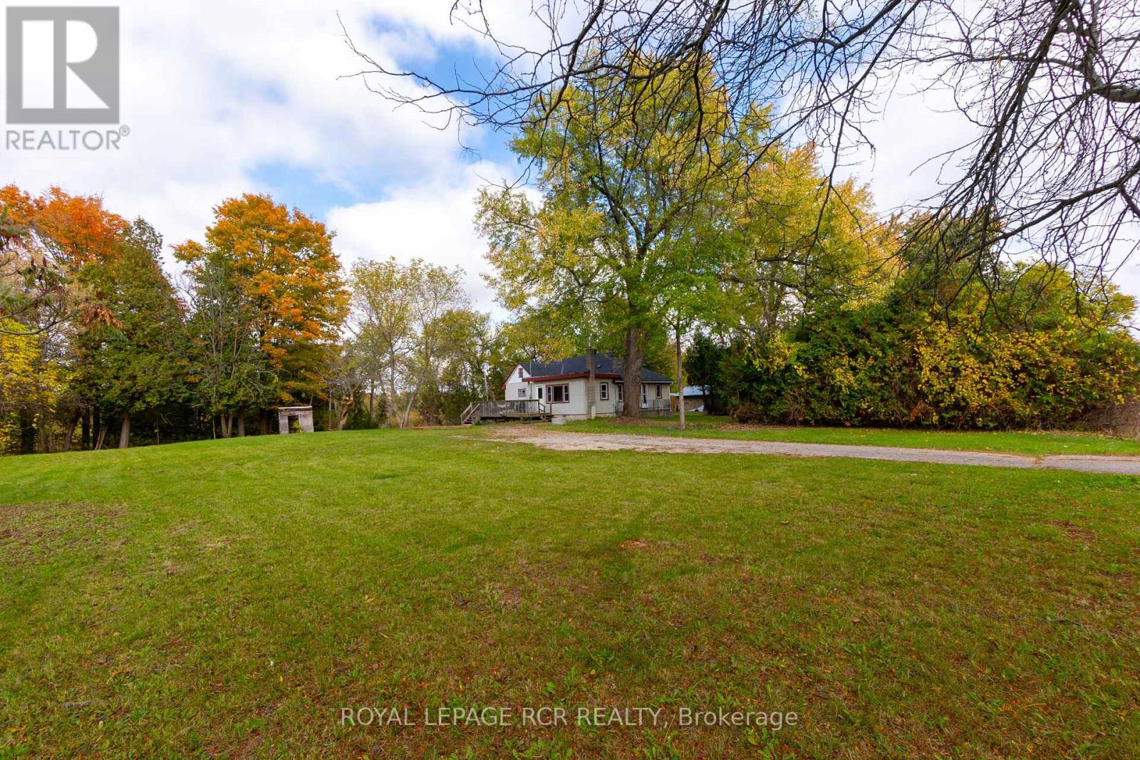 612 VICTORIA STREET E, New Tecumseth, Ontario