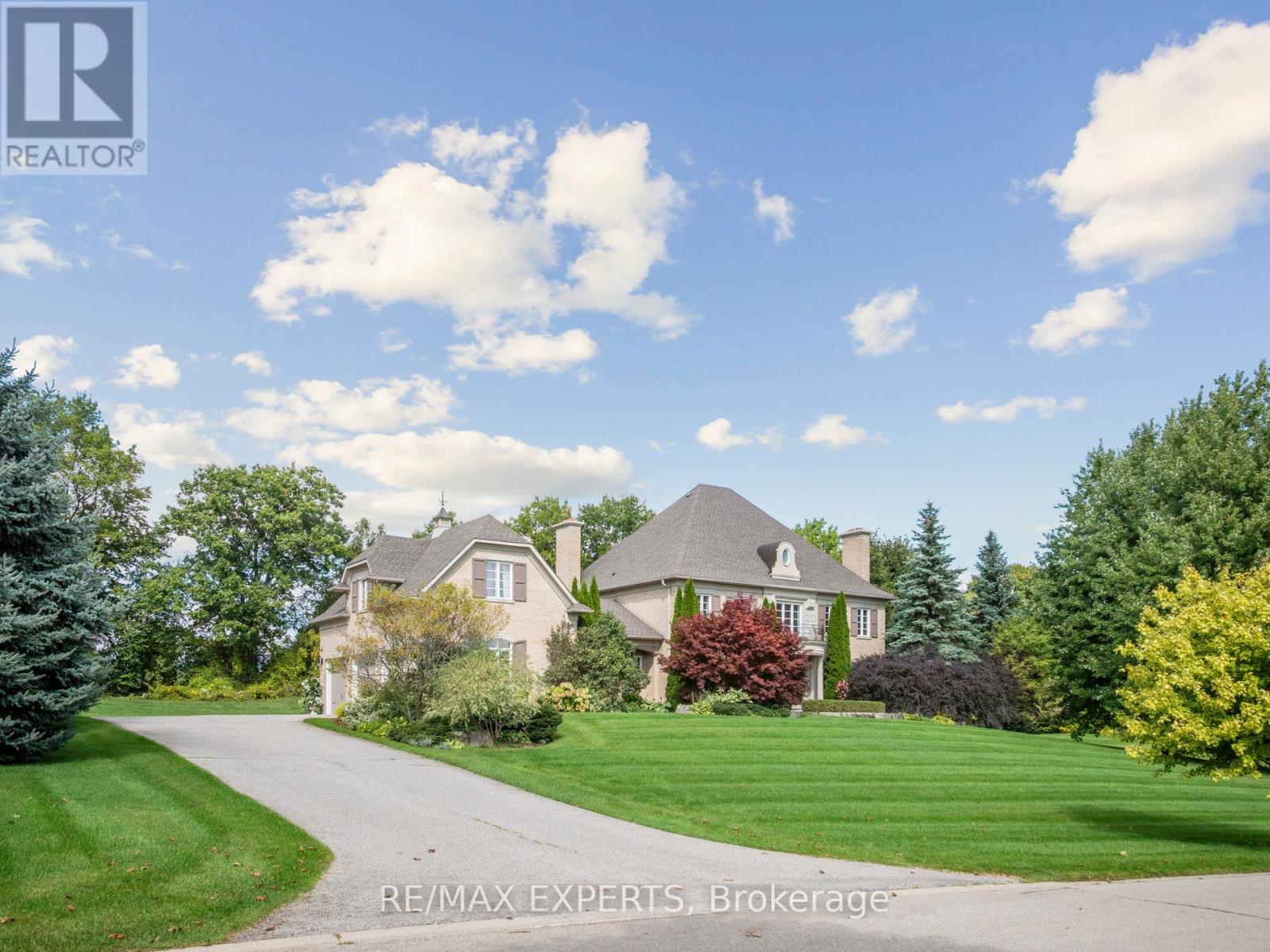 105 EDEN VALE DRIVE SE, King, Ontario