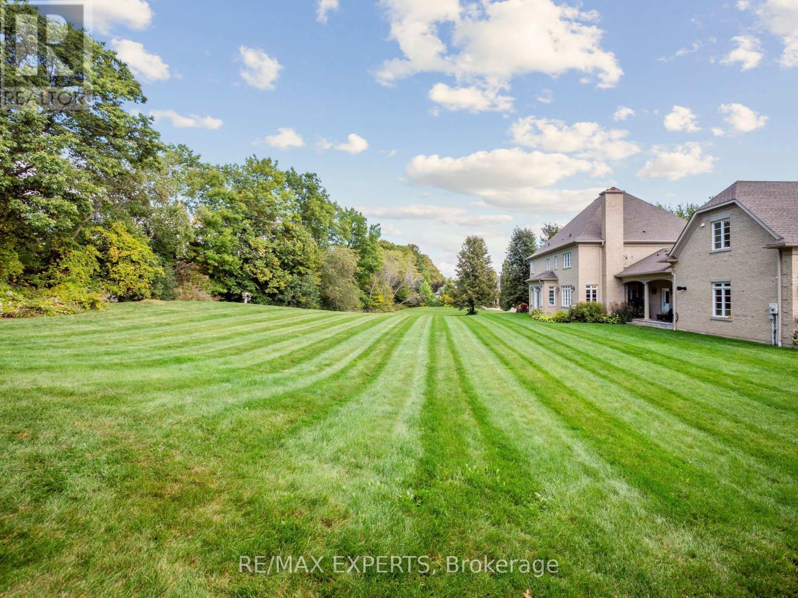 105 Eden Vale Drive Se, King, Ontario  L7B 1L9 - Photo 43 - N12465868