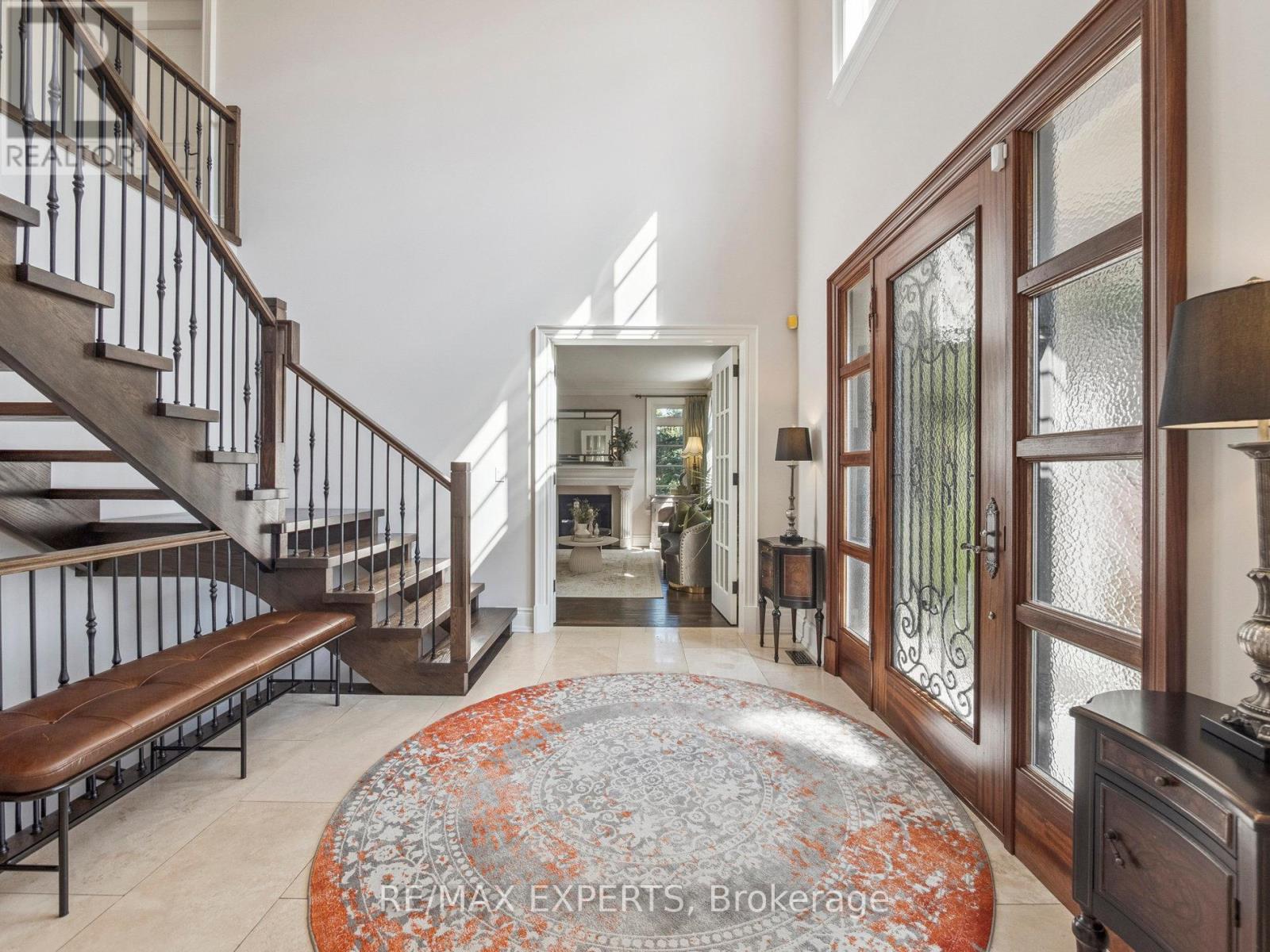 105 Eden Vale Drive Se, King, Ontario  L7B 1L9 - Photo 5 - N12465868