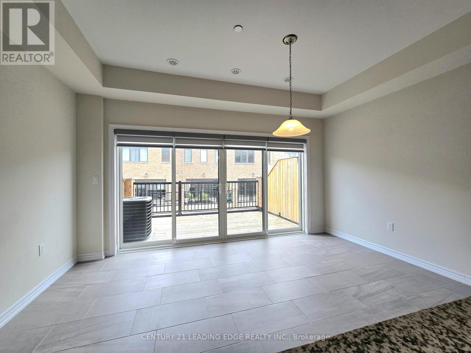 12 Cafaro Lane, Markham, Ontario  L6C 0Z2 - Photo 15 - N12465886