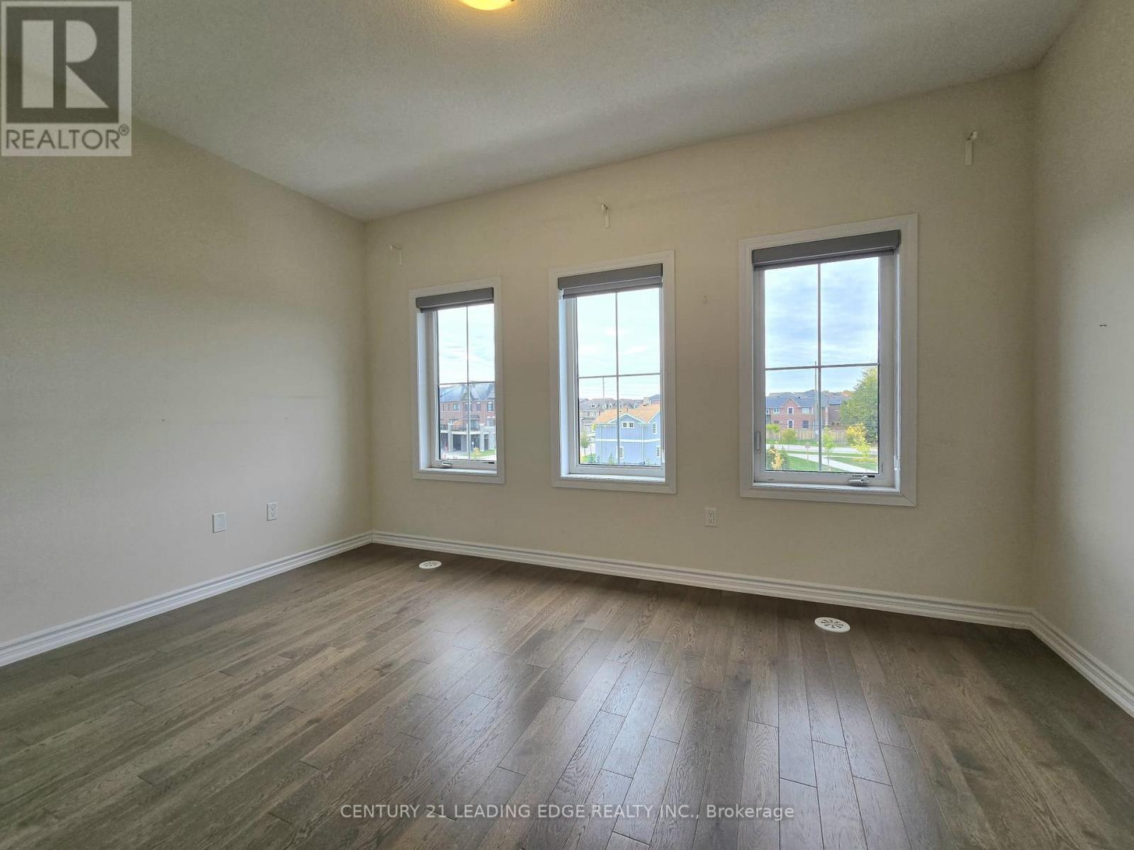 12 Cafaro Lane, Markham, Ontario  L6C 0Z2 - Photo 29 - N12465886