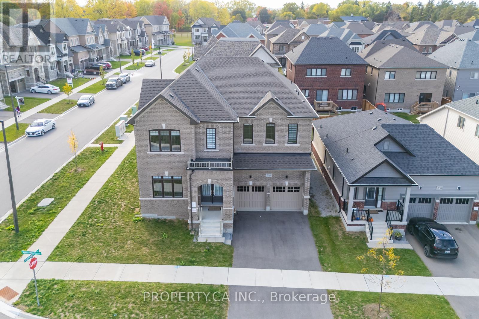 390 DANNY WHEELER BOULEVARD, Georgina, Ontario