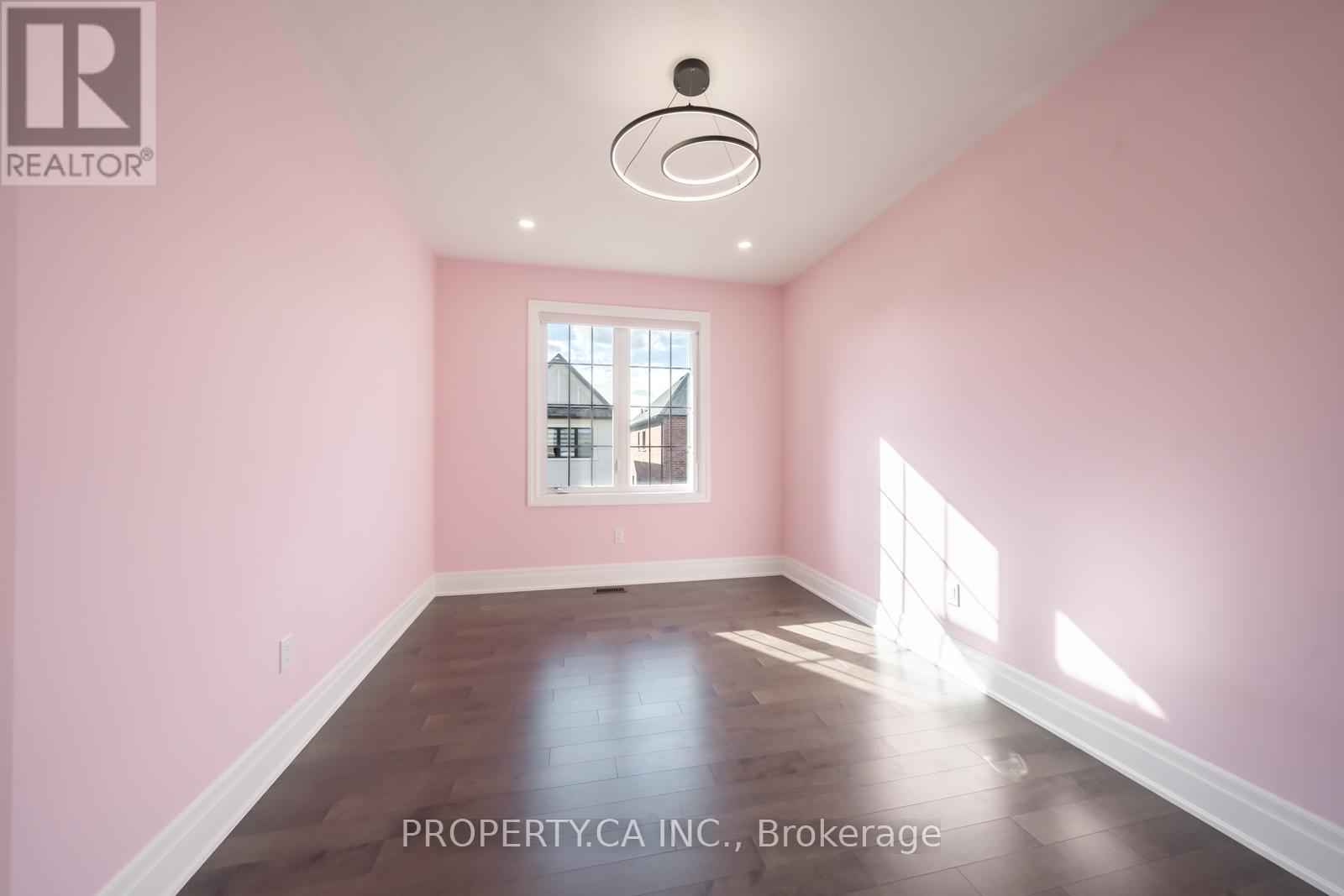 390 Danny Wheeler Boulevard, Georgina, Ontario  L4P 0J8 - Photo 29 - N12465903