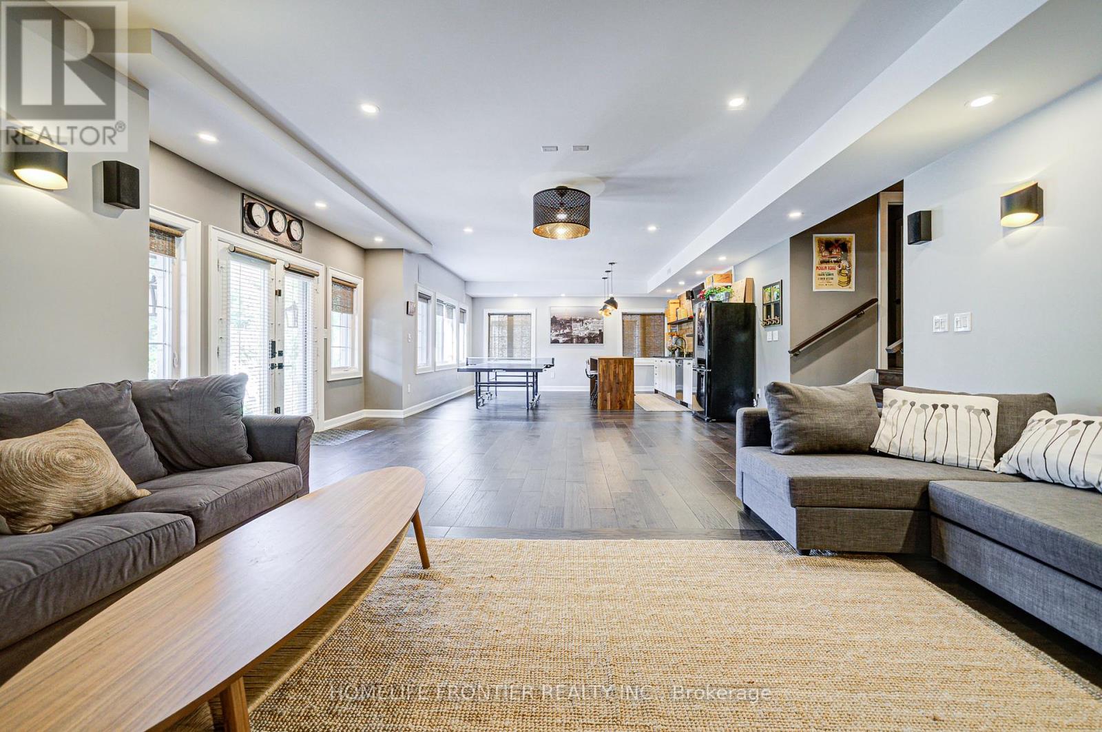 236 Farrell Road, Vaughan, Ontario  L6A 4W5 - Photo 38 - N12465920