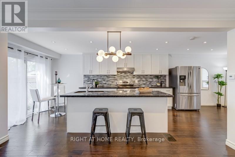 742 BEMAN DRIVE, Newmarket, Ontario