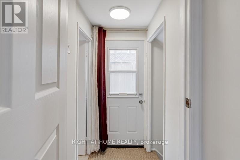 742 Beman Drive, Newmarket, Ontario  L3Y 4Z2 - Photo 31 - N12465926
