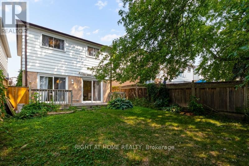 742 Beman Drive, Newmarket, Ontario  L3Y 4Z2 - Photo 42 - N12465926