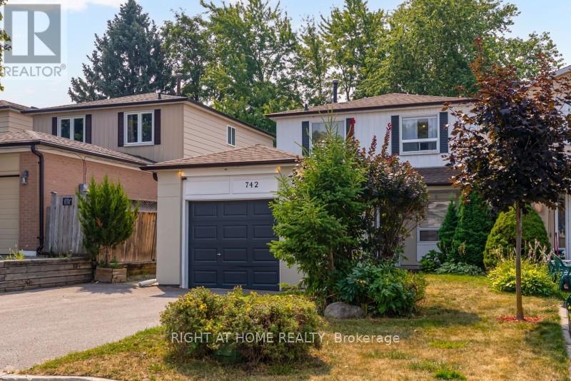 742 Beman Drive, Newmarket, Ontario  L3Y 4Z2 - Photo 45 - N12465926
