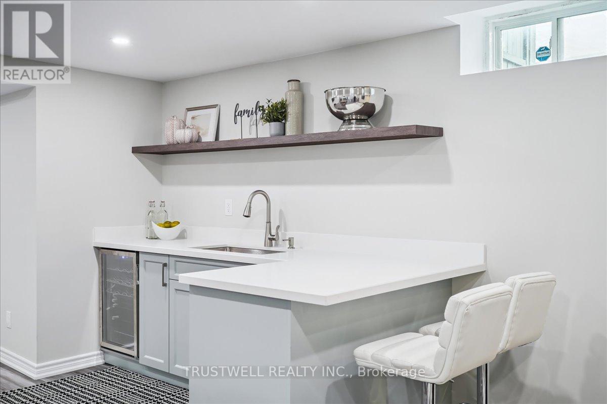 1 Mccombe Lane, Vaughan, Ontario  L6A 4G4 - Photo 37 - N12465941