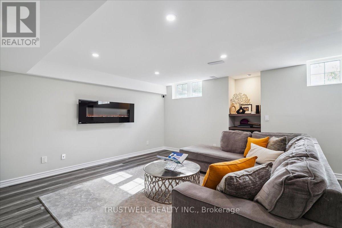 1 Mccombe Lane, Vaughan, Ontario  L6A 4G4 - Photo 39 - N12465941
