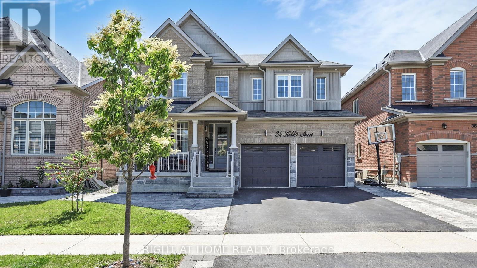 34 Kidd Street, Bradford West Gwillimbury (Bradford), Ontario  L3Z 0V5 - Photo 1 - N12465945