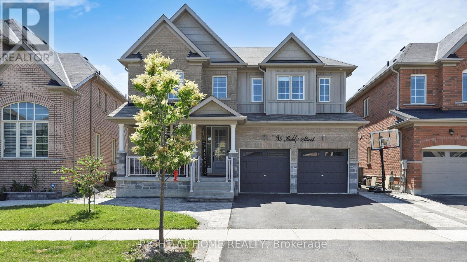 34 Kidd Street, Bradford West Gwillimbury, Ontario  L3Z 0V5 - Photo 4 - N12465945