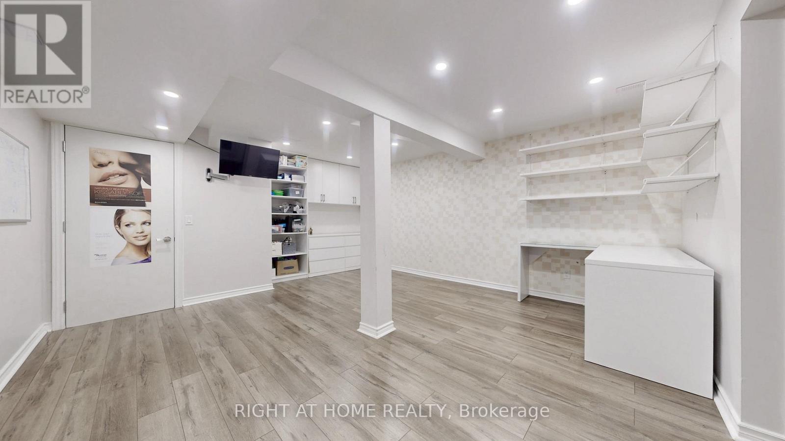 34 Kidd Street, Bradford West Gwillimbury, Ontario  L3Z 0V5 - Photo 44 - N12465945