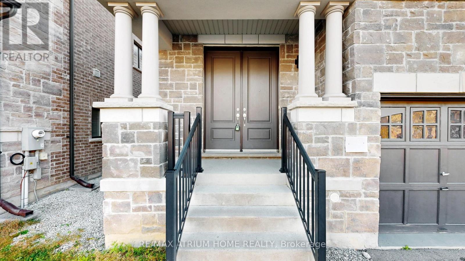 37 Hamster Crescent, Aurora, Ontario  L4G 3G7 - Photo 3 - N12465946