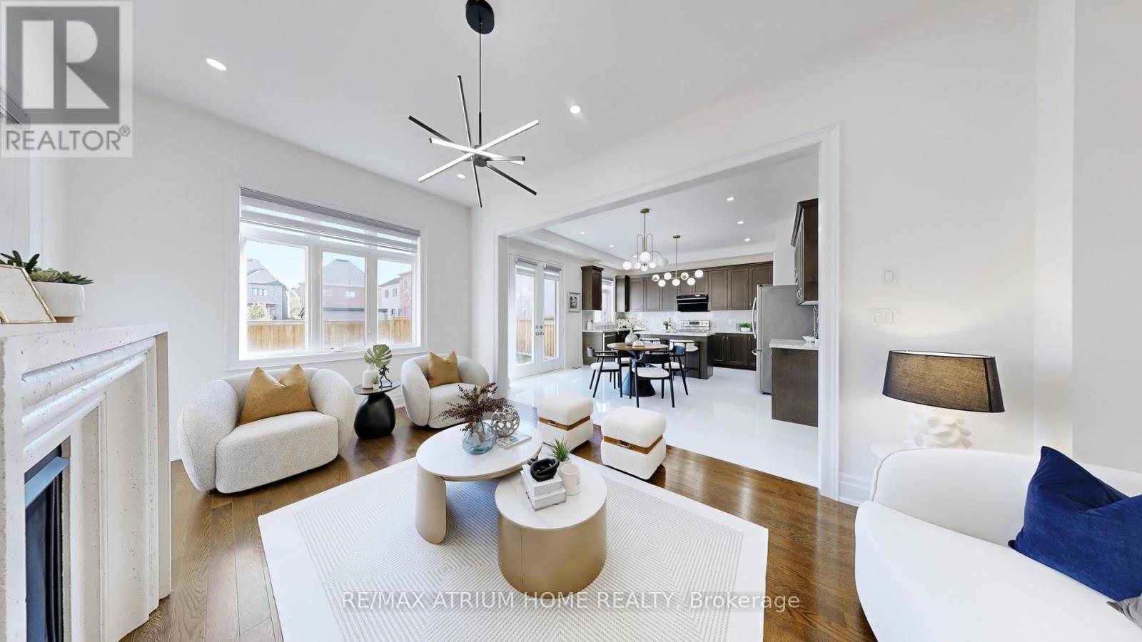 37 Hamster Crescent, Aurora, Ontario  L4G 3G7 - Photo 8 - N12465946