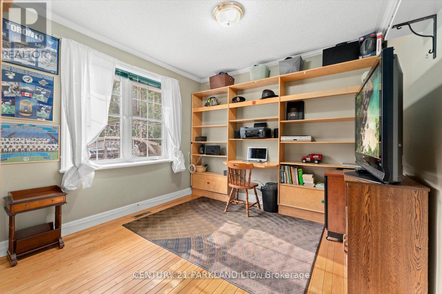 Main Floor - 315 Forde Crescent, King, Ontario  L7B 1G7 - Photo 9 - N12465957