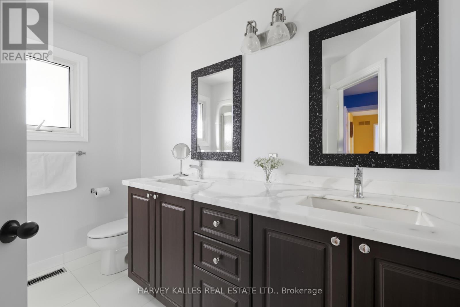 486 Greenock Drive, Vaughan, Ontario  L6A 1M6 - Photo 29 - N12465981