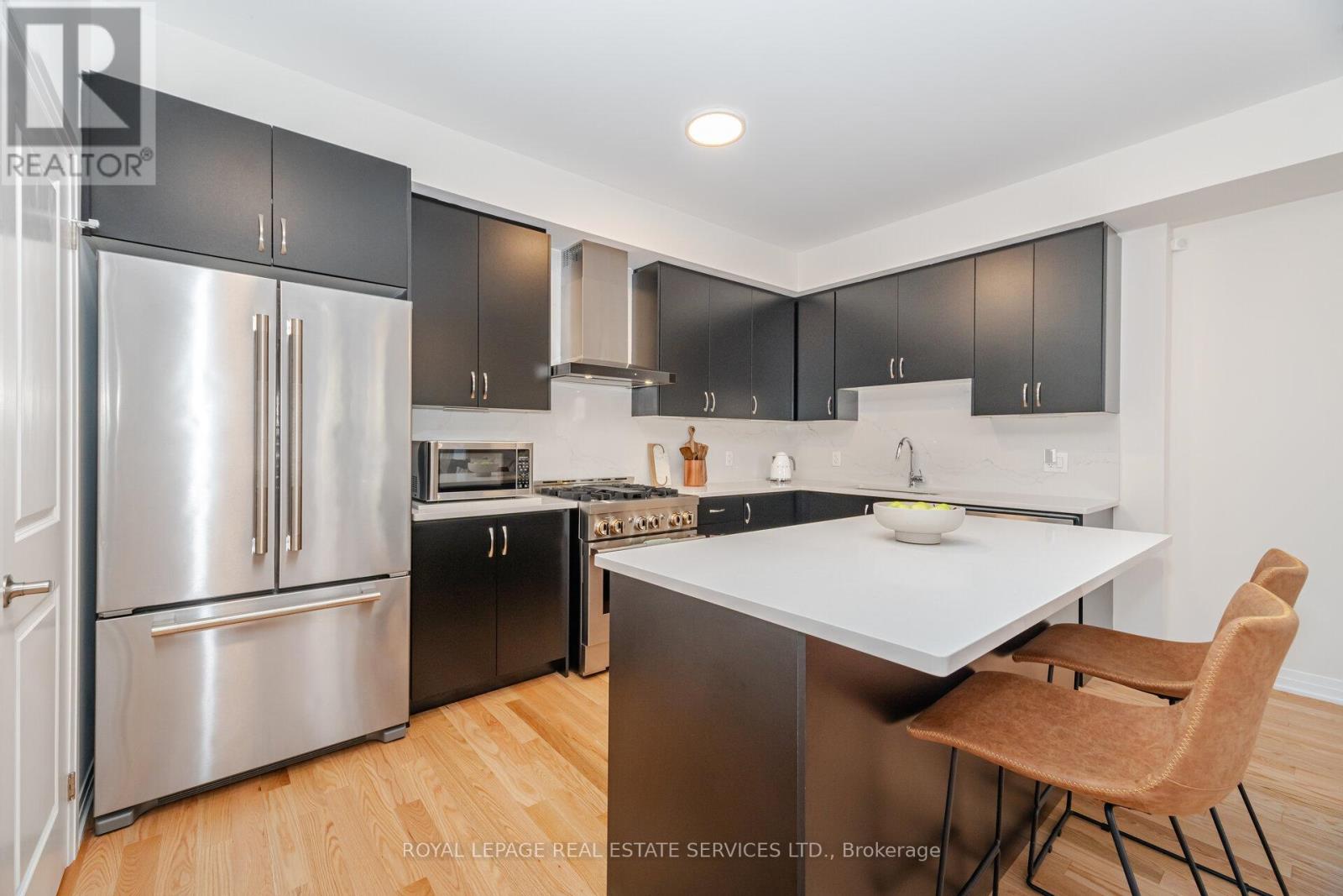 2 - 40 Baynes Way, Bradford West Gwillimbury, Ontario  L3Z 4M4 - Photo 12 - N12465983