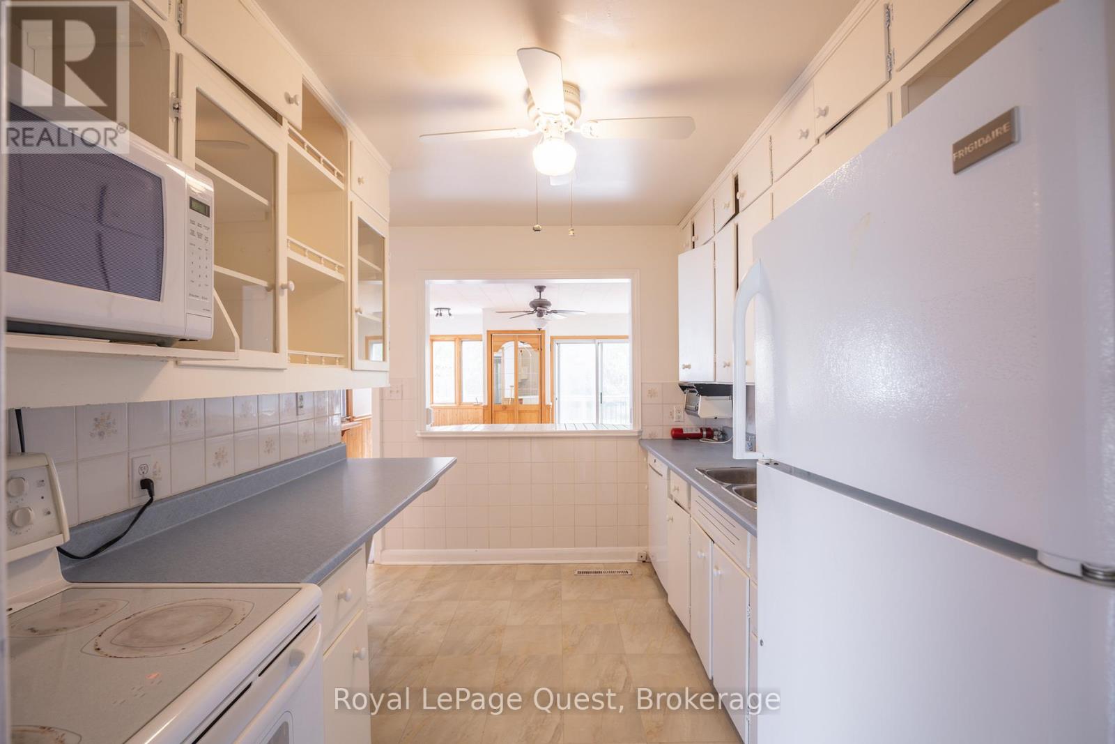 59 Fittons Road E, Orillia, Ontario  L3V 2J2 - Photo 13 - S12466058